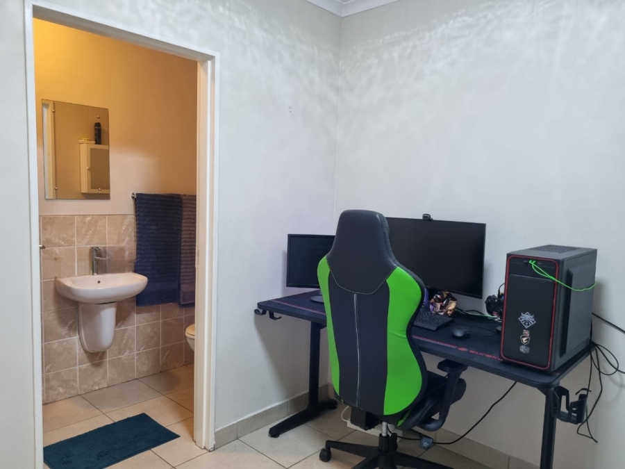 To Let 2 Bedroom Property for Rent in Winterhoek Park Eastern Cape